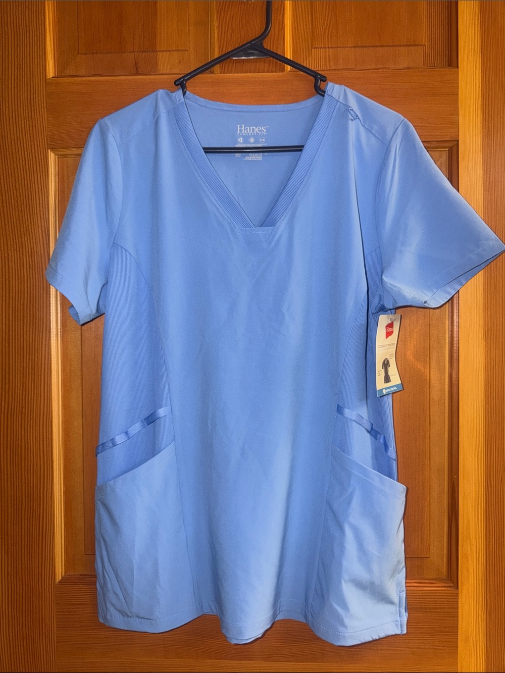 Bundle Hanes Women’s Short Sleeve V-Neck Top in Light blue